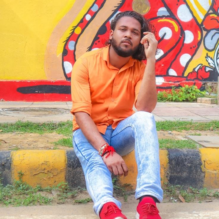 Portrait of Kai Tan meditation instructor